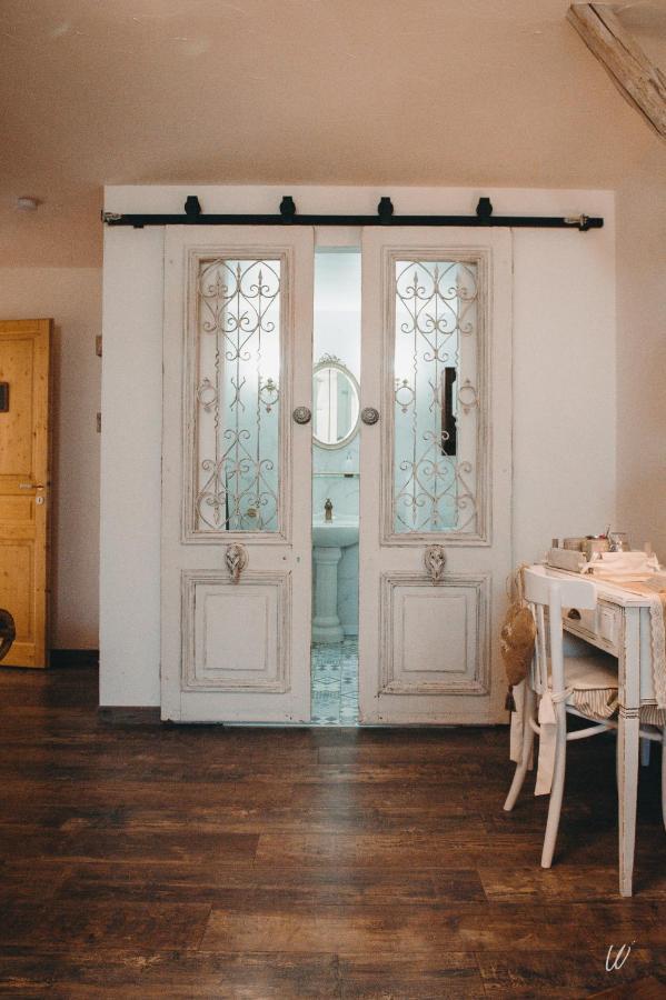 Bed and Breakfast Au charme d'antan à Féron Extérieur photo